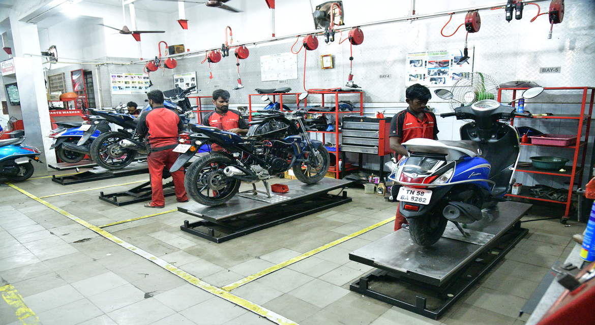 Yamaha scooty service centre near online me